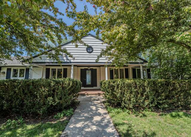 Property at 4675 S Lakeshore Dr, Ludington, MI 49431, 3 beds, 2.5 baths