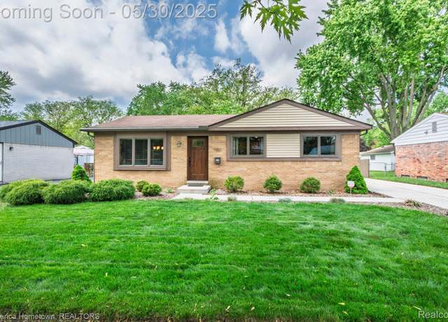 Property at 9183 Redbud Ave, Plymouth, MI 48170, 3 beds, 1.5 baths