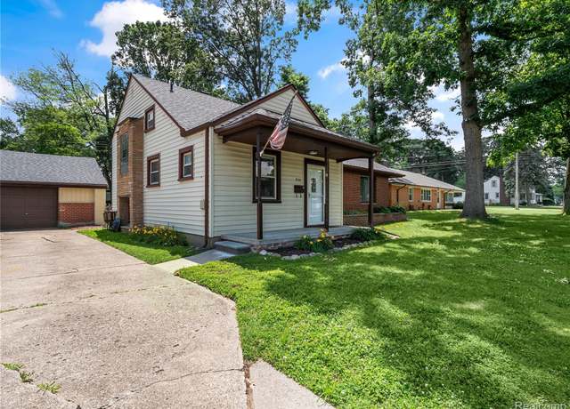 Property at 31541 Marquette St, Garden City, MI 48135, 2 beds, 1 bath