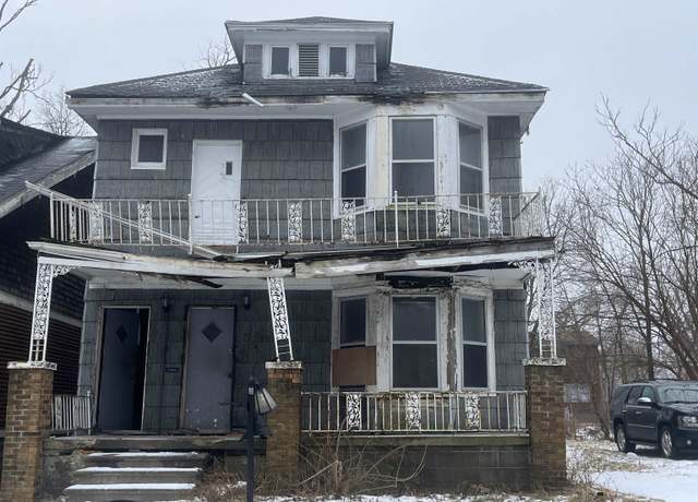 Property at 131 Brighton St, Highland Park, MI 48203, 3 beds, 2 baths