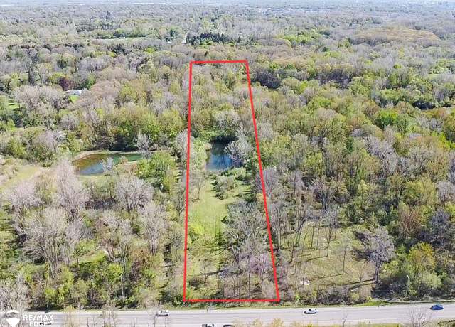 Property at 2990 E Carpenter Rd, Flint, MI 48506