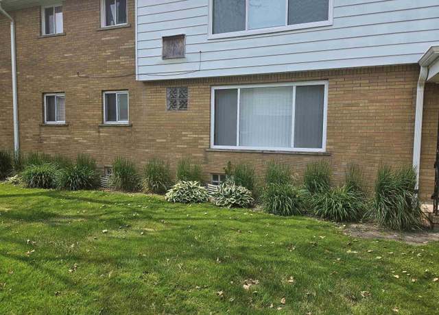Property at 20812 Littlestone Rd, Harper Woods, MI 48225, 2 beds, 1 bath