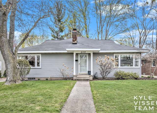 Property at 2139 Anderson Dr SE, Grand Rapids, MI 49506, 3 beds, 2 baths