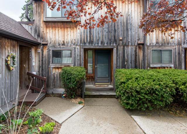 Property at 2033 Pauline Ct, Ann Arbor, MI 48103, 2 beds, 1.5 baths