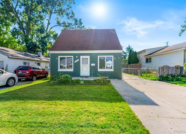 Property at 15910 Beech Daly Rd, Redford, MI 48239, 3 beds, 1 bath