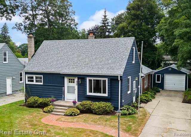 Property at 4196 Grayton Dr, Waterford Charter Township, MI 48328, 3 beds, 2 baths