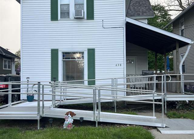 Property at 638 Woodlawn Ave, Owosso, MI 48867, 3 beds, 1 bath