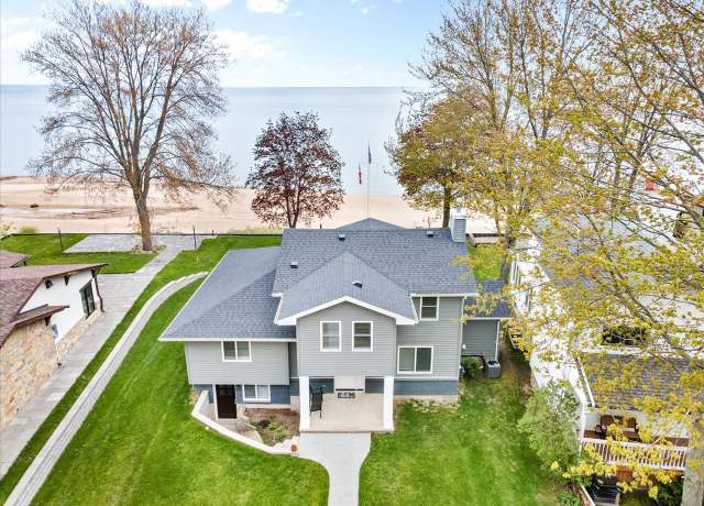 Property at 5444 Lakeshore Rd, Fort Gratiot, MI 48059, 3 beds, 2 baths