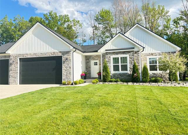 Property at 6210 Woodridge Ln, Grand Blanc, MI 48439, 3 beds, 2 baths
