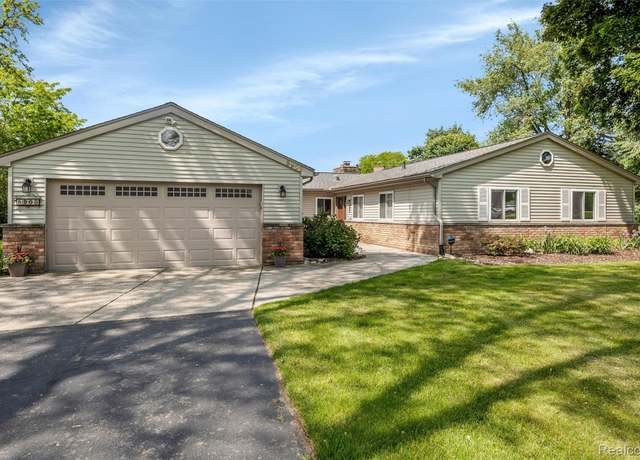Property at 5908 Burnham Rd, Bloomfield Hills, MI 48302, 4 beds, 3 baths