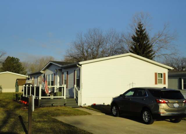 Property at 263 Braeburn St, Temperance, MI 48182, 3 beds, 2 baths