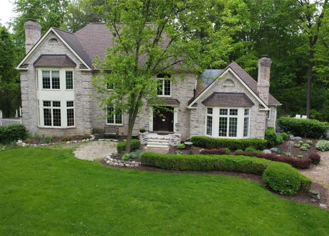 Property at 4270 Argenta Dr, Brighton, MI 48116, 3 beds, 2.5 baths