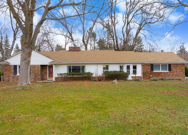 Property at 32620 Inkster Rd, Franklin, MI 48025, 3 beds, 1.5 baths