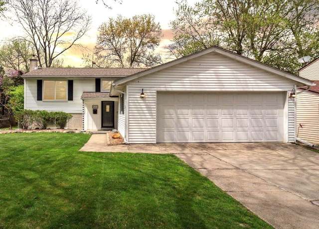 Property at 533 Langfield St, Northville, MI 48167, 4 beds, 2 baths