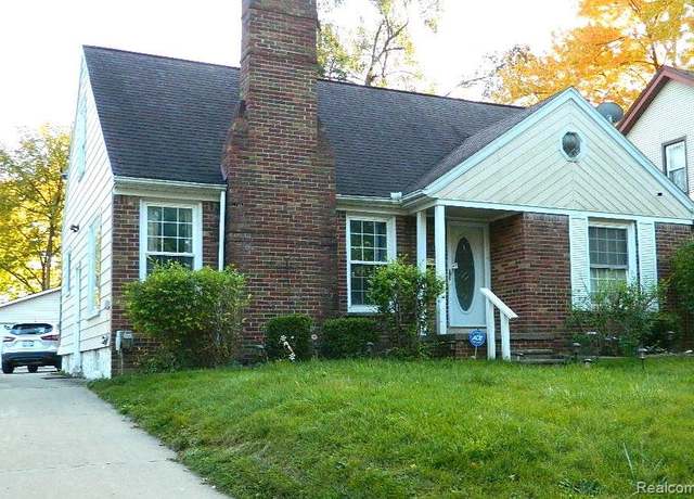 Property at 17 Illinois Ave, Pontiac, MI 48341, 3 beds, 1 bath