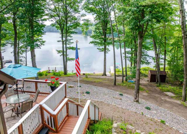 Property at 2480 Chandler Rd, Traverse City, MI 49696, 3 beds, 2 baths