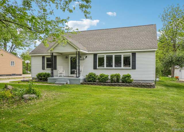 Property at 49212 Fuller Rd, Chesterfield, MI 48051, 3 beds, 1.5 baths