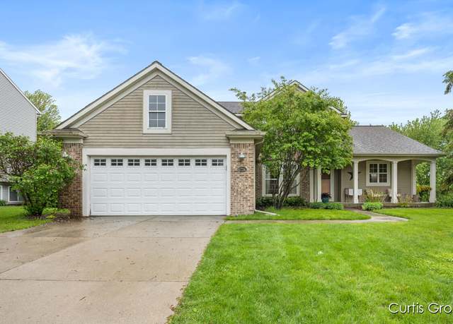 Property at 6724 Cannon Farms Dr NE, Rockford, MI 49341, 5 beds, 3.5 baths
