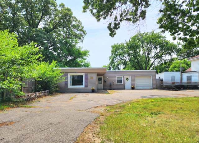 Property at 254 Holly St SW, Grand Rapids, MI 49548, 4 beds, 1 bath