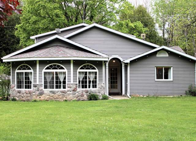 Property at 3690 Rau Rd, West Branch, MI 48661, 3 beds, 2 baths