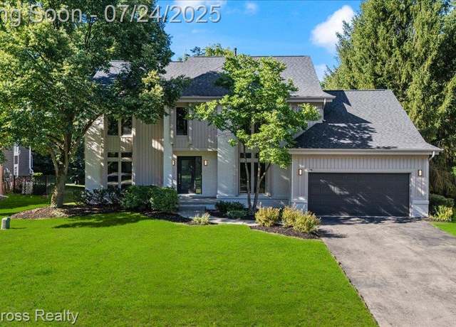 Property at 6258 Lindsay Ct, Southfield, MI 48324, 4 beds, 2.5 baths