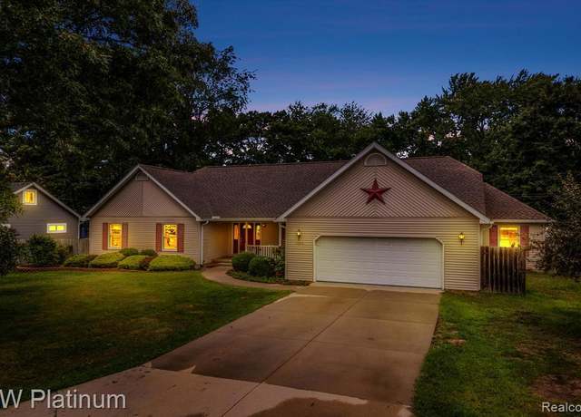 Property at 4626 Glenalda Dr, Village Of Clarkston, MI 48346, 3 beds, 2 baths