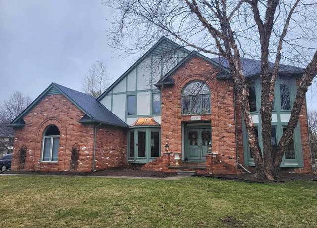 Property at 1337 Burhaven Dr, Rochester Hills, MI 48306, 4 beds, 2.5 baths
