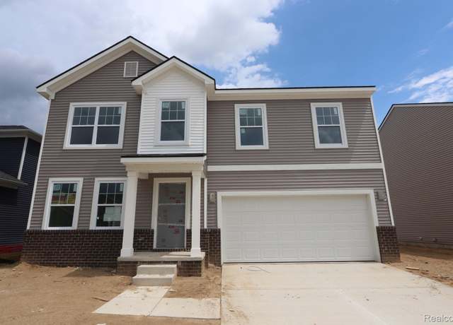 Property at 380 Edge Brook Dr, Holly, MI 48442, 4 beds, 2.5 baths