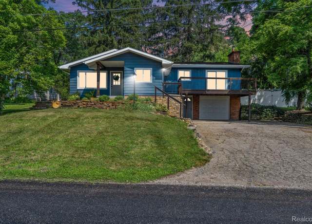 Property at 5157 Boardman St, Onsted, MI 49265, 3 beds, 2 baths