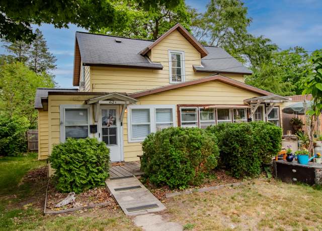 Property at 412 E Jefferson St, Hart, MI 49420, 3 beds, 2 baths