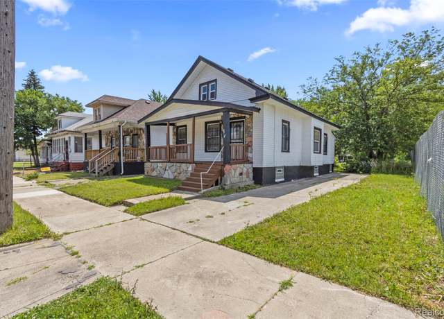 Property at 7413 Elmhurst St, Detroit, MI 48204, 2 beds, 1 bath