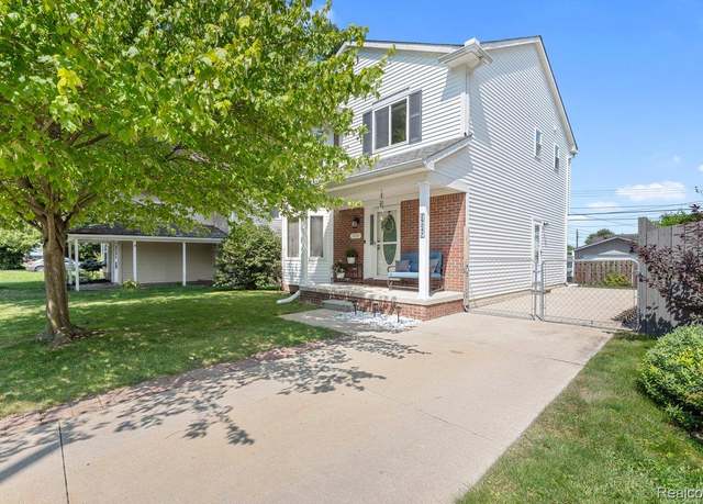 Property at 29247 Adams Dr, Gibraltar, MI 48173, 3 beds, 1.5 baths