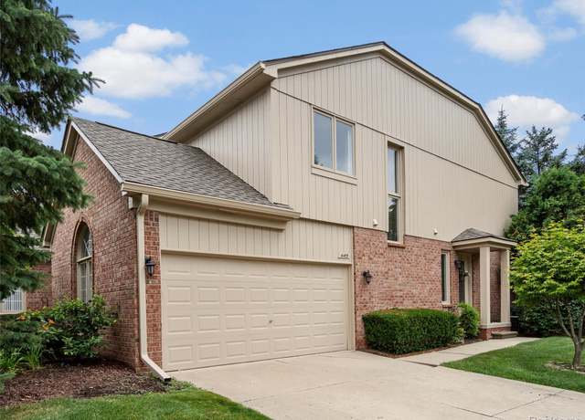 Property at 4455 Park Place Dr, Shelby Twp, MI 48316, 2 beds, 2.5 baths