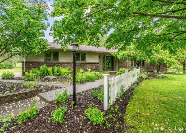 Property at 4700 M-79, Nashville, MI 49073, 5 beds, 3 baths