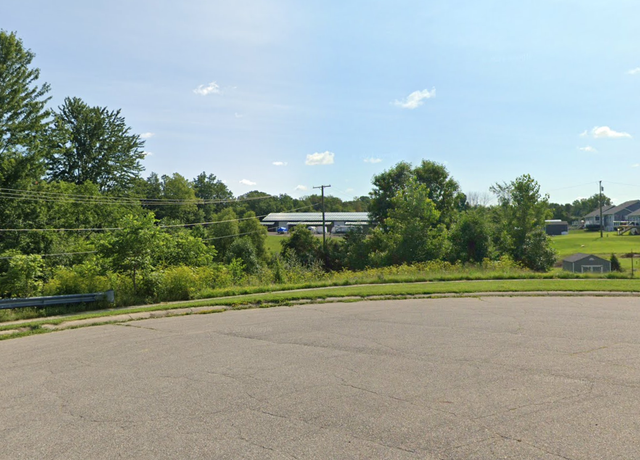 Property at 3600 Pratt Dr, Lapeer, MI 48446