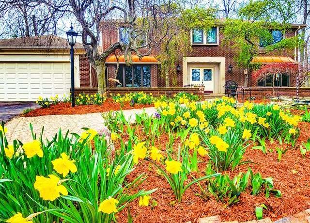 Property at 5130 Lake Bluff Rd, West Bloomfield, MI 48323, 4 beds, 4 baths