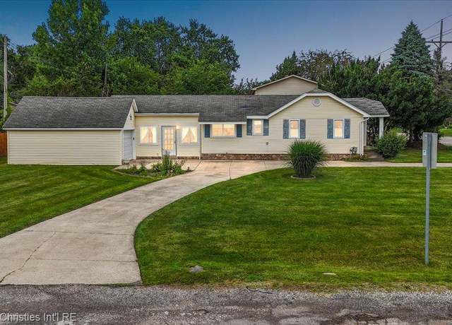 Property at 4681 Cass Elizabeth Rd, Waterford, MI 48327, 3 beds, 1 bath