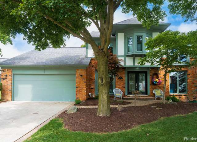 Property at 1819 Quincy Dr, Rochester Hills, MI 48306, 4 beds, 2.5 baths