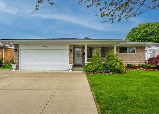 Property at 12848 E 14 Mile Rd, Warren, MI 48088, 3 beds, 2.5 baths