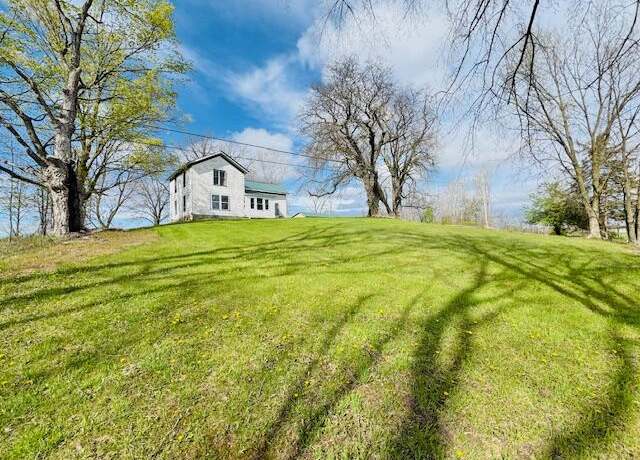 Property at 6828 W Clarksville Rd, Clarksville, MI 48815, 4 beds, 1 bath