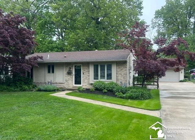 Property at 1126 Feltis Rd, Temperance, MI 48182, 3 beds, 1 bath