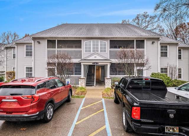 Property at 12277 Saint Andrews Way, Fenton, MI 48430, 2 beds, 2 baths