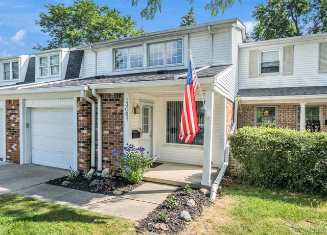Property at 13061 Lockmoor Dr, Grand Blanc, MI 48439, 2 beds, 1.5 baths