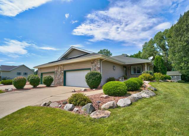 Property at 2034 Southwyck Dr, Mundy Twp, MI 48507, 2 beds, 3 baths