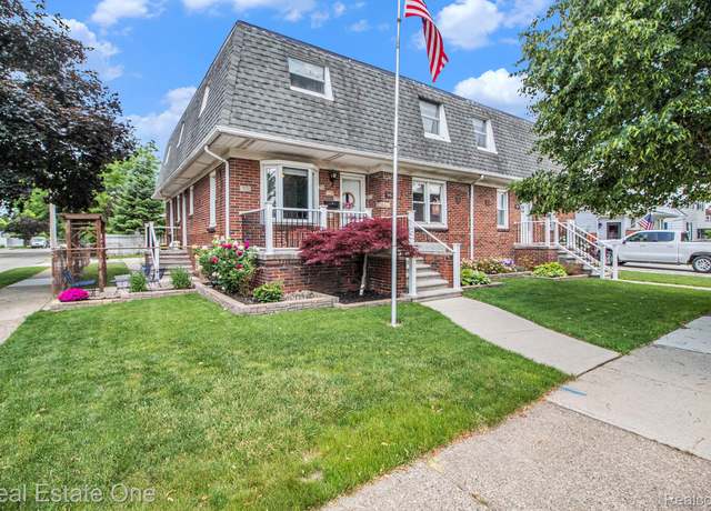 Property at 96 Detroit Ave, Trenton, MI 48183, 6 beds, 4 baths