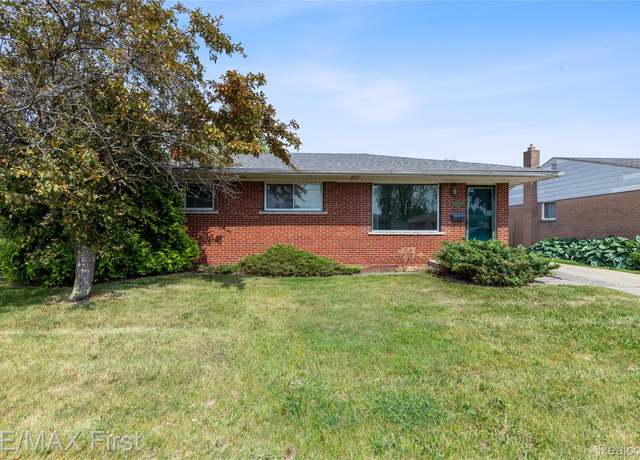 Property at 31460 Iroquois Dr, Warren, MI 48088, 3 beds, 1.5 baths