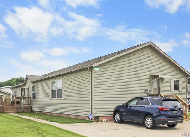 Property at 3933 Benjamin Way, Monroe, MI 48161, 3 beds, 3 baths