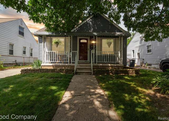 Property at 917 N Dorchester Ave, Royal Oak, MI 48067, 3 beds, 1.5 baths