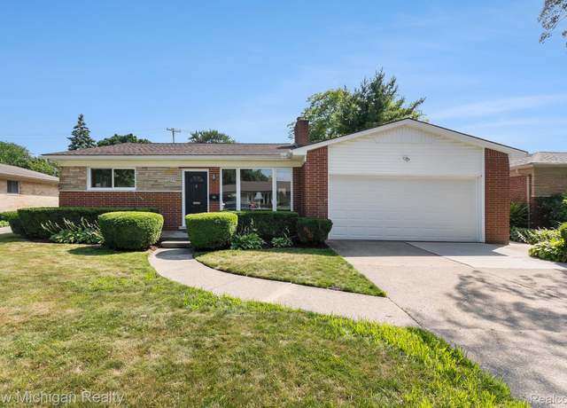 Property at 23306 Greencrest St, St Clair Shores, MI 48080, 3 beds, 1.5 baths