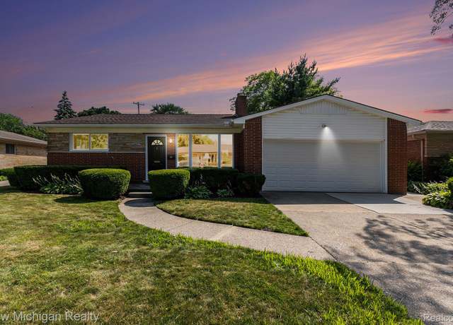 Property at 23306 Greencrest St, St Clair Shores, MI 48080, 3 beds, 1.5 baths